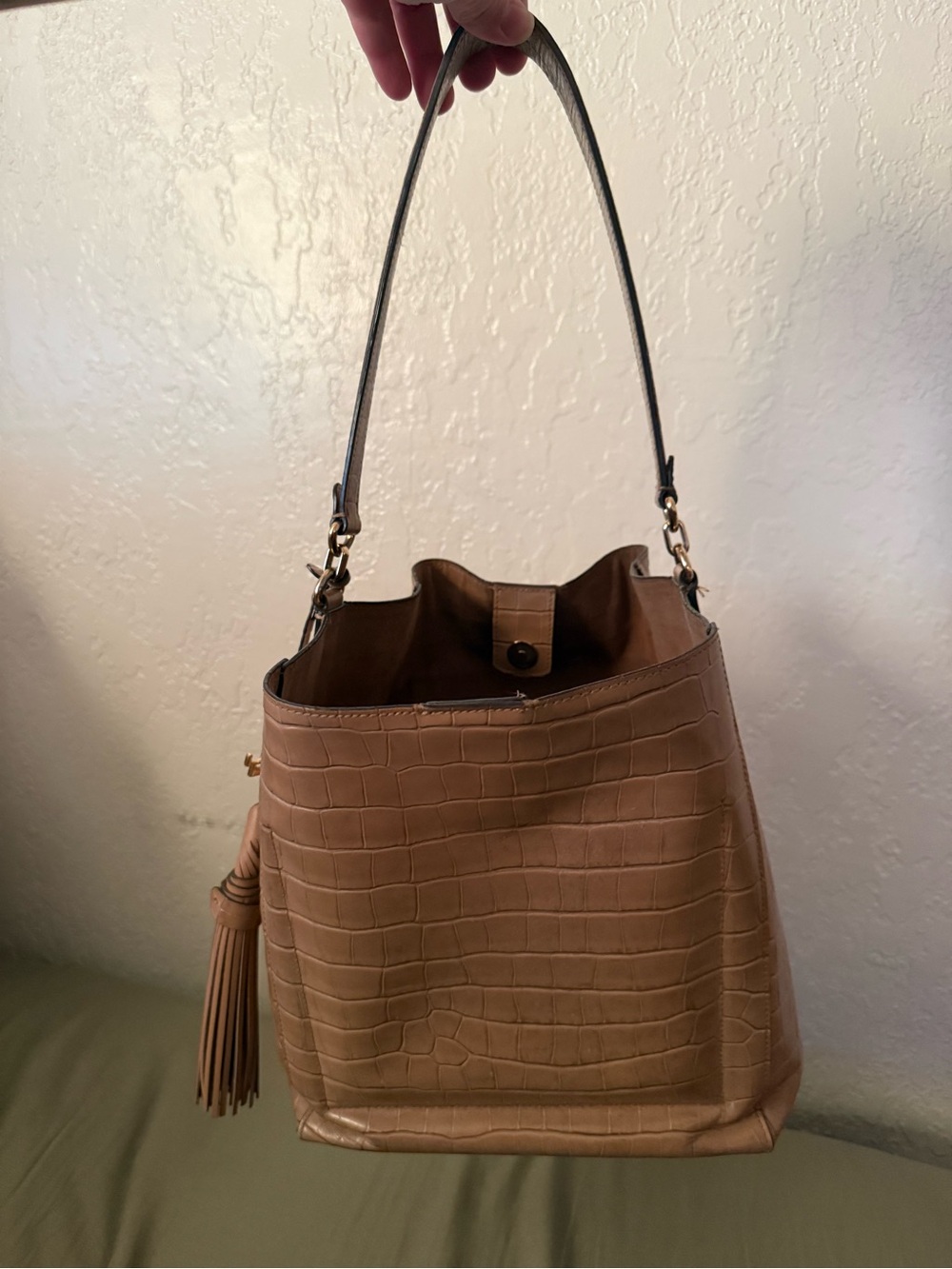 Lauren Ralph Lauren Croc-Embossed Bucket Bag – Tan/Camel - Picture 2 of 16